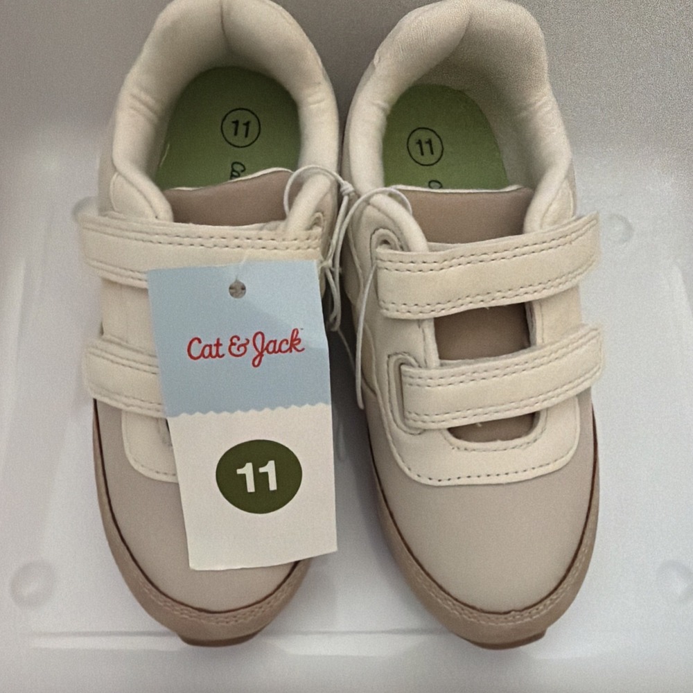 Cat & Jack Charlie Beige Hook & Loop Sneakers Kids Size 11 093-04-0380